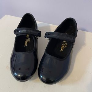 Dance Class, Mary Jane style tap shoe, black patent, girls size 1